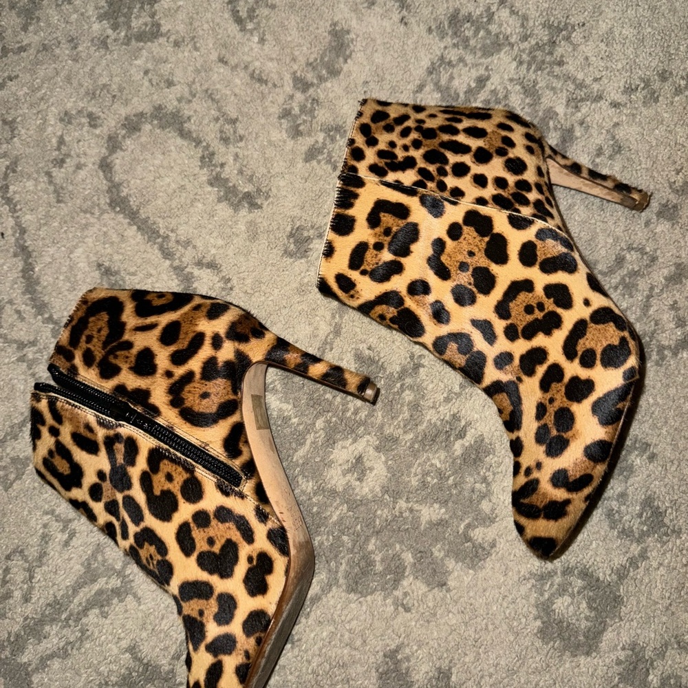 Women’s J. Crew leopard print, leather calf hair booties. Size 7 1/2 - Picture 7 of 9
